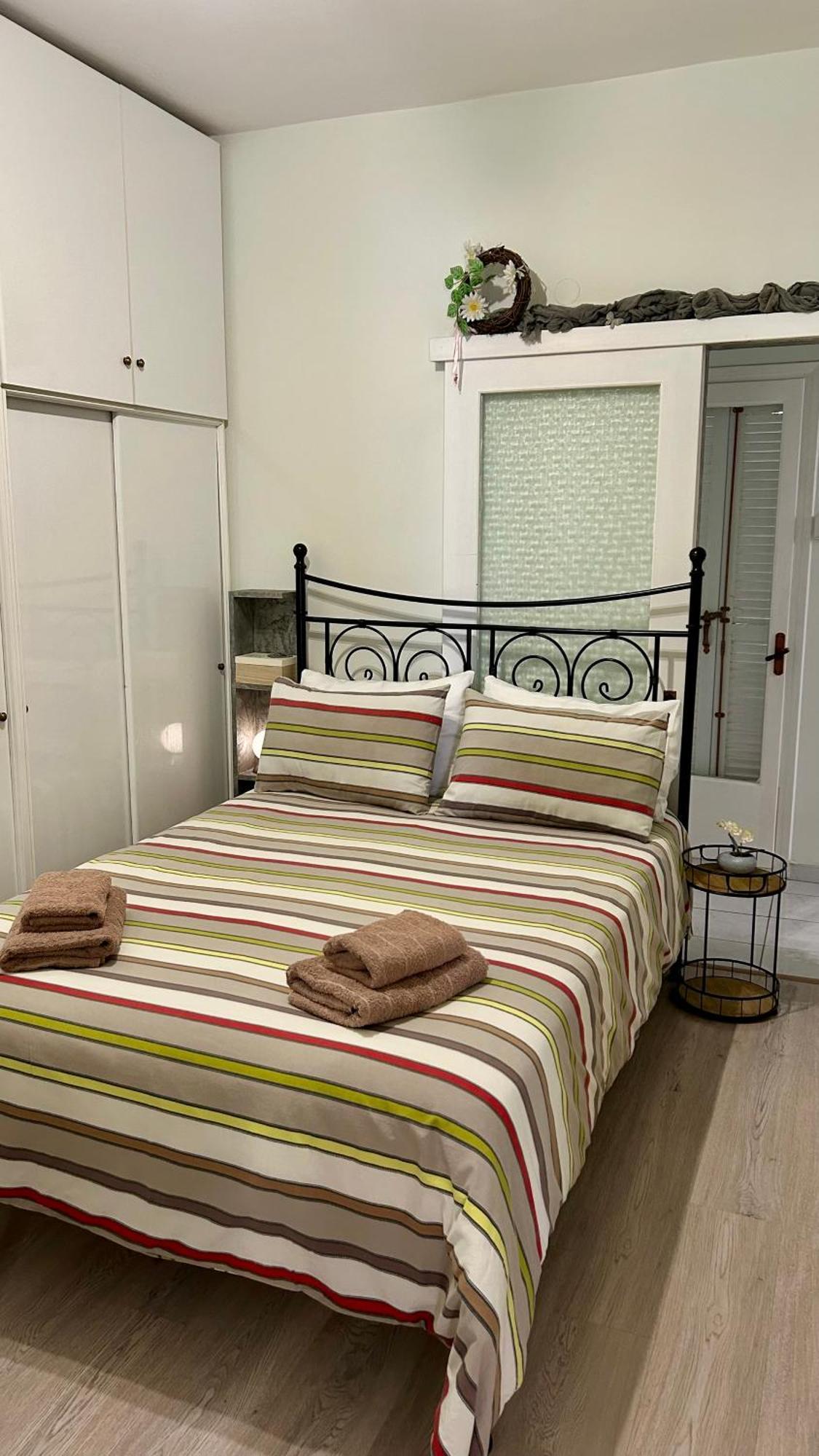 Super Nuova - Private Parking Apartman Szaloniki Kültér fotó